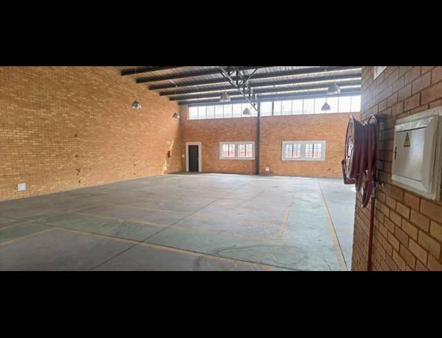 INDUSTRIAL PROPERTY TO RENT IN N4 GATEWAY INDUSTRIAL PARK